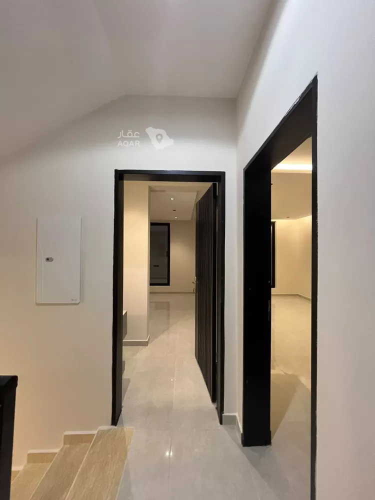 دور للبيع في شارع وادي الرشا, حي ديراب, مدينة الرياض, منطقة الرياض 2