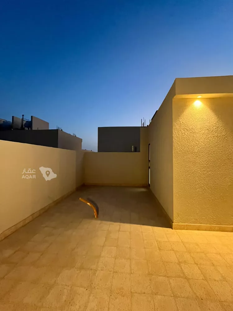 دور للبيع في شارع وادي الرشا, حي ديراب, مدينة الرياض, منطقة الرياض 5