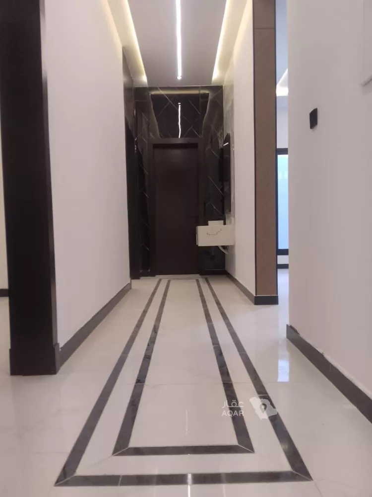 دور للبيع في شارع احمد بن عفيف, حي الجنادرية, مدينة الرياض, منطقة الرياض 2