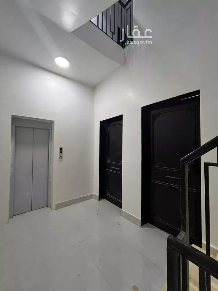 Floor for Rent in Riyadh Al Janadriyah صورة 2