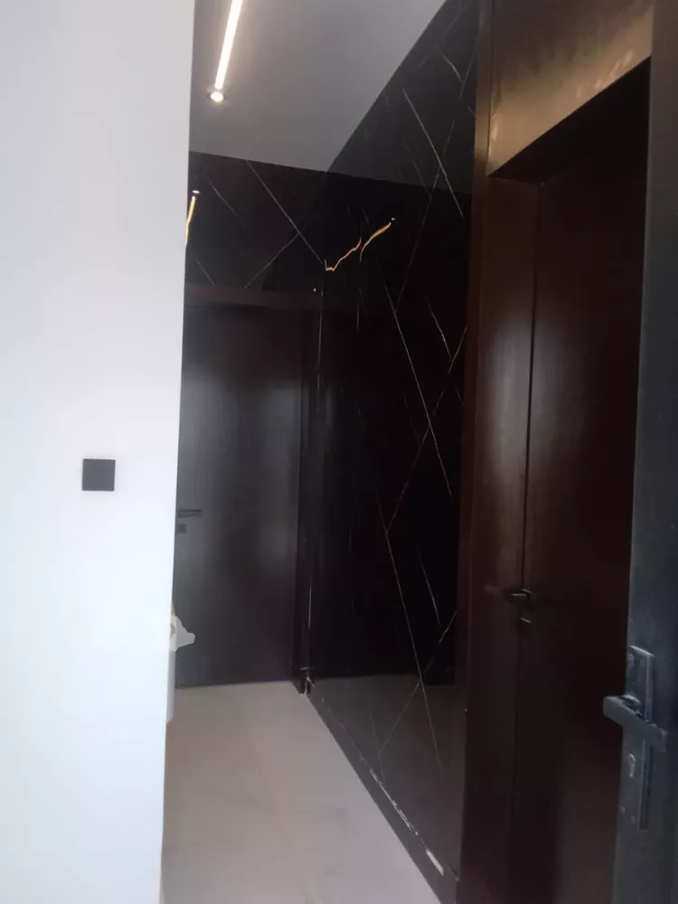 دور للبيع في شارع احمد بن عفيف, حي الجنادرية, مدينة الرياض, منطقة الرياض 4