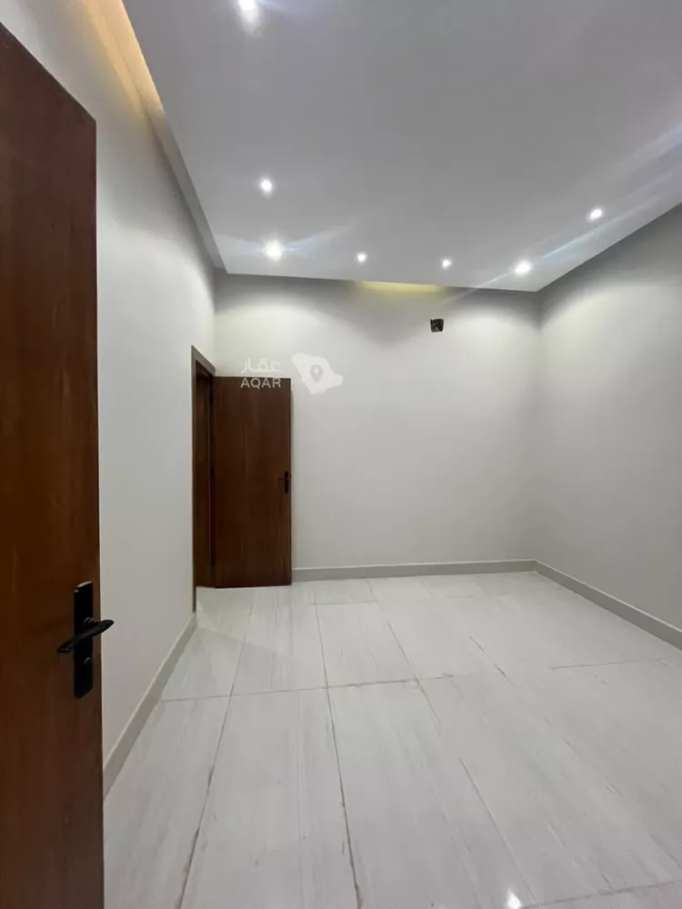 دور للبيع في شارع 398, حي ديراب, مدينة الرياض, منطقة الرياض صورة 2