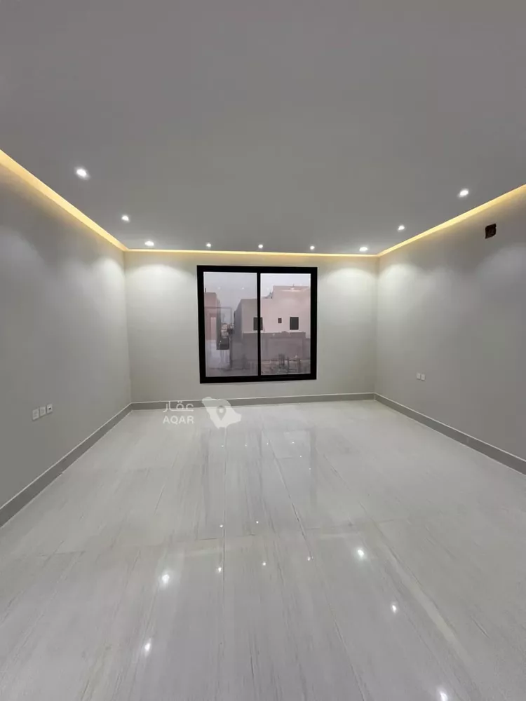 Floor for Sale in Riyadh Dirab 9