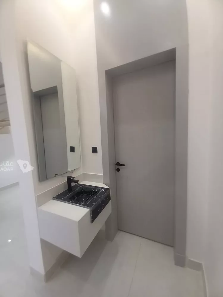 فيلا للبيع في شارع ابن شاكر, حي طيبة, مدينة الرياض, منطقة الرياض 7