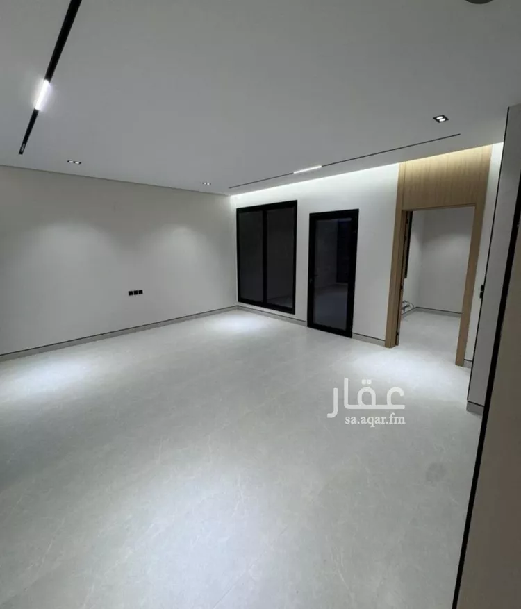 فيلا للبيع في شارع الحسين بن رواحة, حي الرمال, مدينة الرياض, منطقة الرياض صورة 4