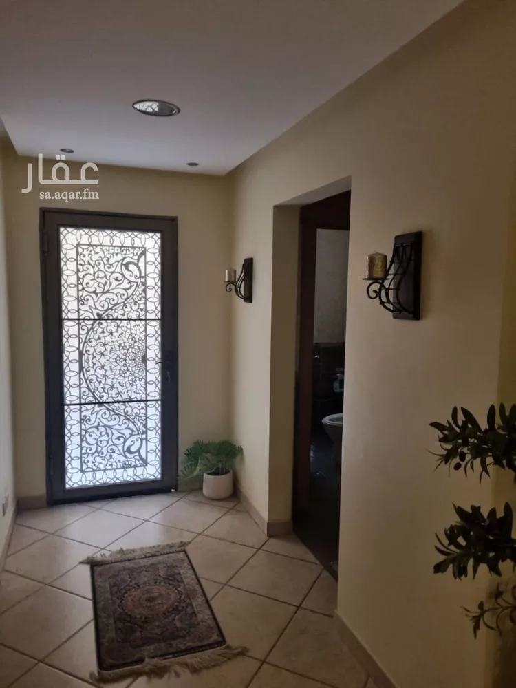 فيلا للبيع في شارع بريدة, حي العاصمة, مدينة الدرعية, منطقة الرياض صورة 4