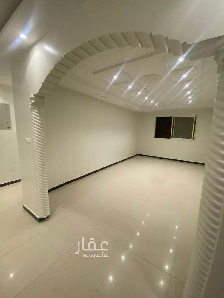 فيلا للإيجار في شارع 432, حي الرمال, مدينة الرياض, منطقة الرياض صورة 2