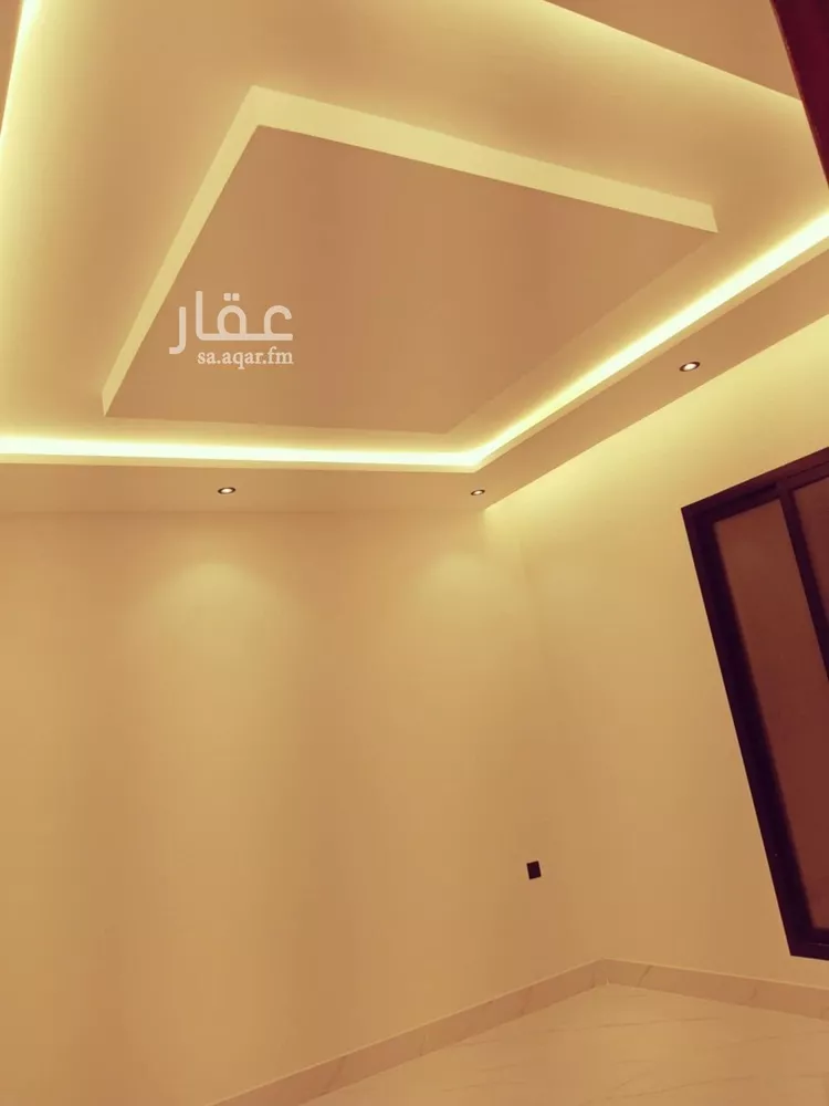 فيلا للبيع في شارع الحسين بن رواحة, حي الرمال, مدينة الرياض, منطقة الرياض صورة 4