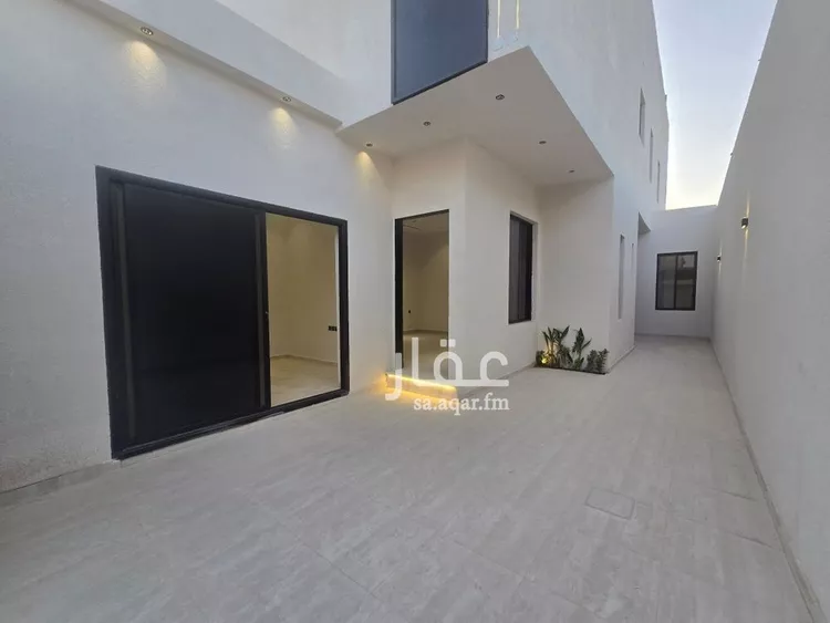 دور للبيع في شارع حبيب بن ثابت, حي بدر, مدينة الرياض, منطقة الرياض صورة 4