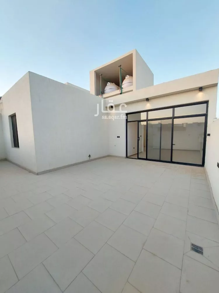 دور للبيع في شارع محمد بن عوجان, حي الحزم, مدينة الرياض, منطقة الرياض صورة 3