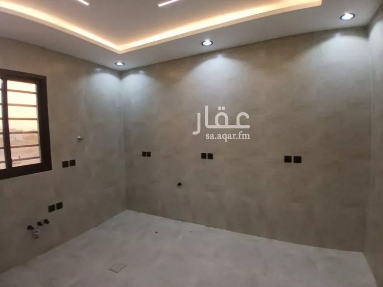 Floor for Sale in Riyadh Tuwaiq 10