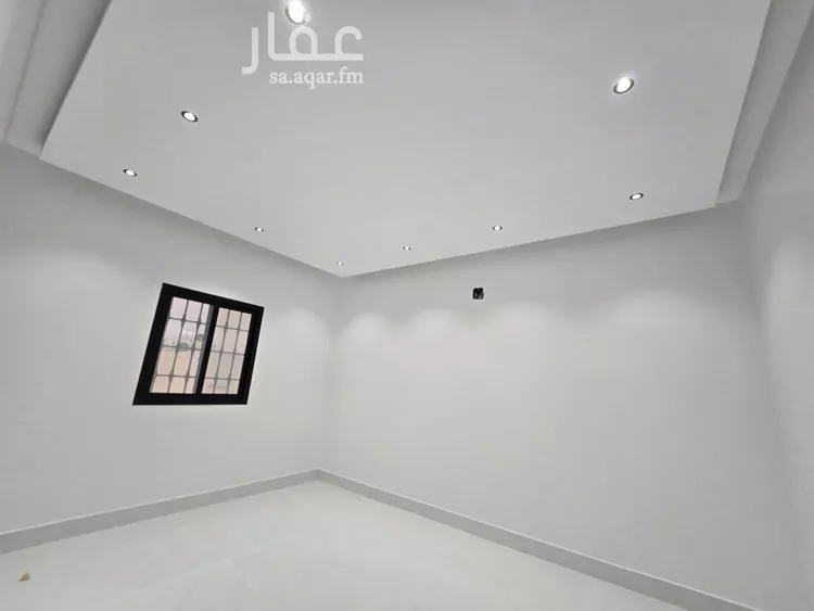 فيلا للبيع في شارع العنادية, حي العريجاء الغربي, مدينة الرياض, منطقة الرياض صورة 4