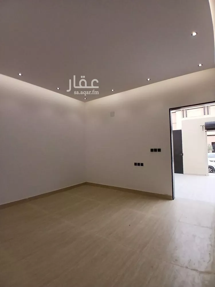 دور للبيع في شارع محمد الرهبيني, حي العوالي, مدينة الرياض, منطقة الرياض صورة 3