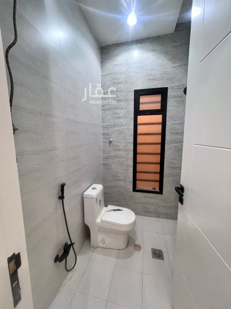 Floor for Sale in Riyadh Dahiat Namar 15
