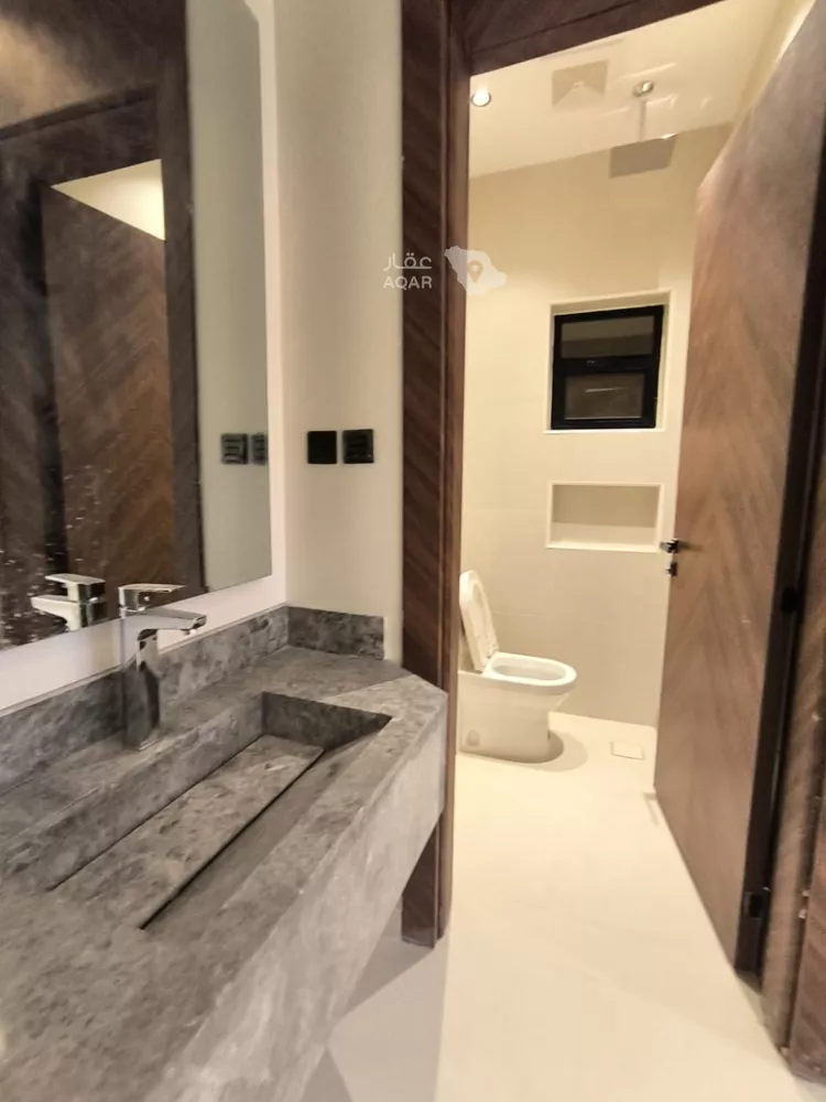 Floor for Sale in Riyadh Al Hazm 9