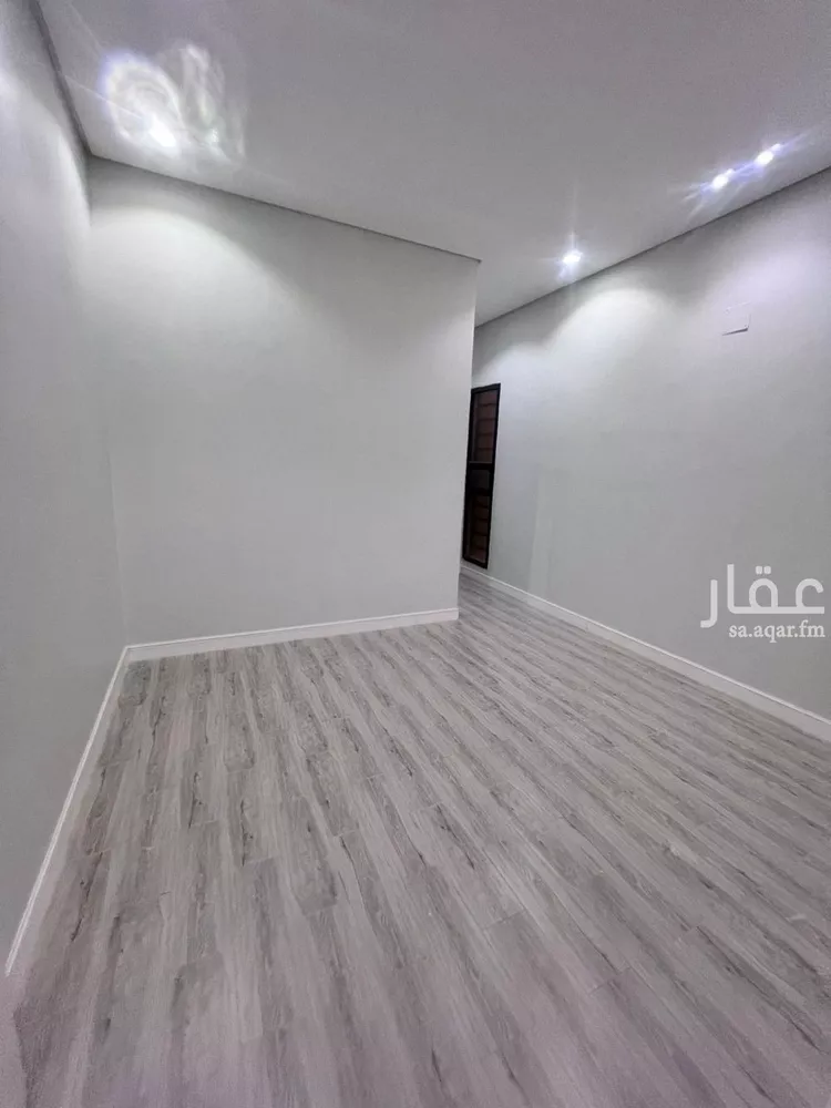 Floor for Sale in Riyadh Dahiat Namar 10