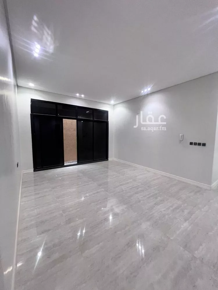 Floor for Sale in Riyadh Dahiat Namar 8