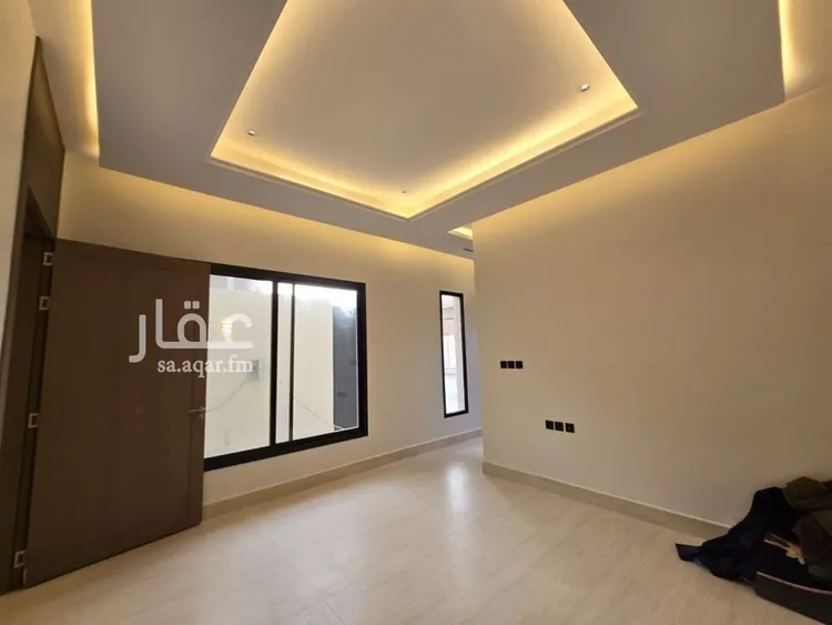 دور للبيع في شارع مسعود بن سارية, حي ظهرة البديعة, مدينة الرياض, منطقة الرياض 10