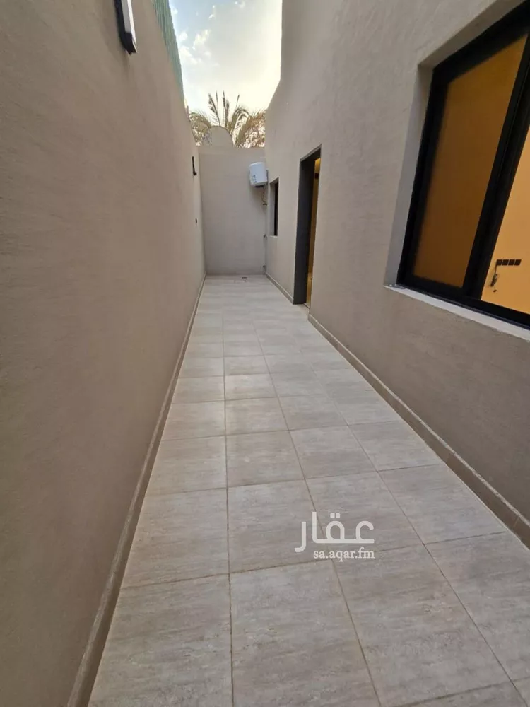 فيلا للبيع في شارع أبي العيناء اليماني, حي العريجاء الأوسط, مدينة الرياض, منطقة الرياض 6
