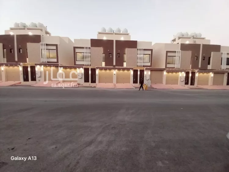 دور للبيع في شارع احمد بن رسلان, حي بدر, مدينة الرياض, منطقة الرياض