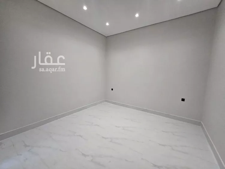 دور للبيع في شارع المخواة, حي الحزم, مدينة الرياض, منطقة الرياض صورة 2