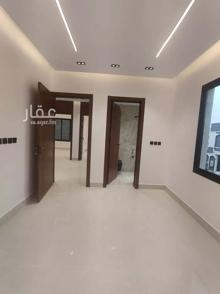 Floor for Sale in Riyadh Tuwaiq 14