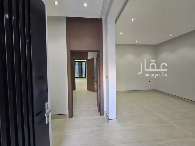 فيلا للبيع في شارع عقبة بن كعب, حي العريجاء الغربي, مدينة الرياض, منطقة الرياض صورة 3