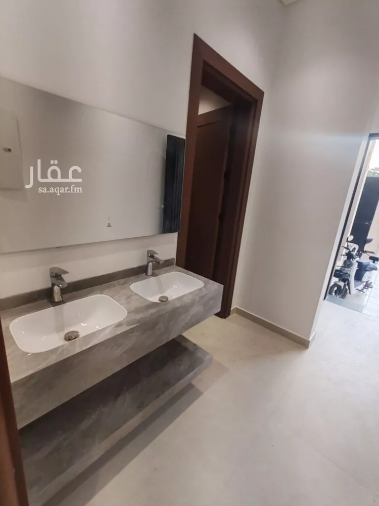 دور للبيع في شارع بلال بن سعد, حي الحزم, مدينة الرياض, منطقة الرياض صورة 5