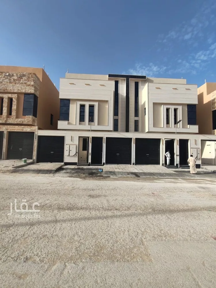 دور للبيع في شارع محمد المعافري, حي طويق, مدينة الرياض, منطقة الرياض صورة 2