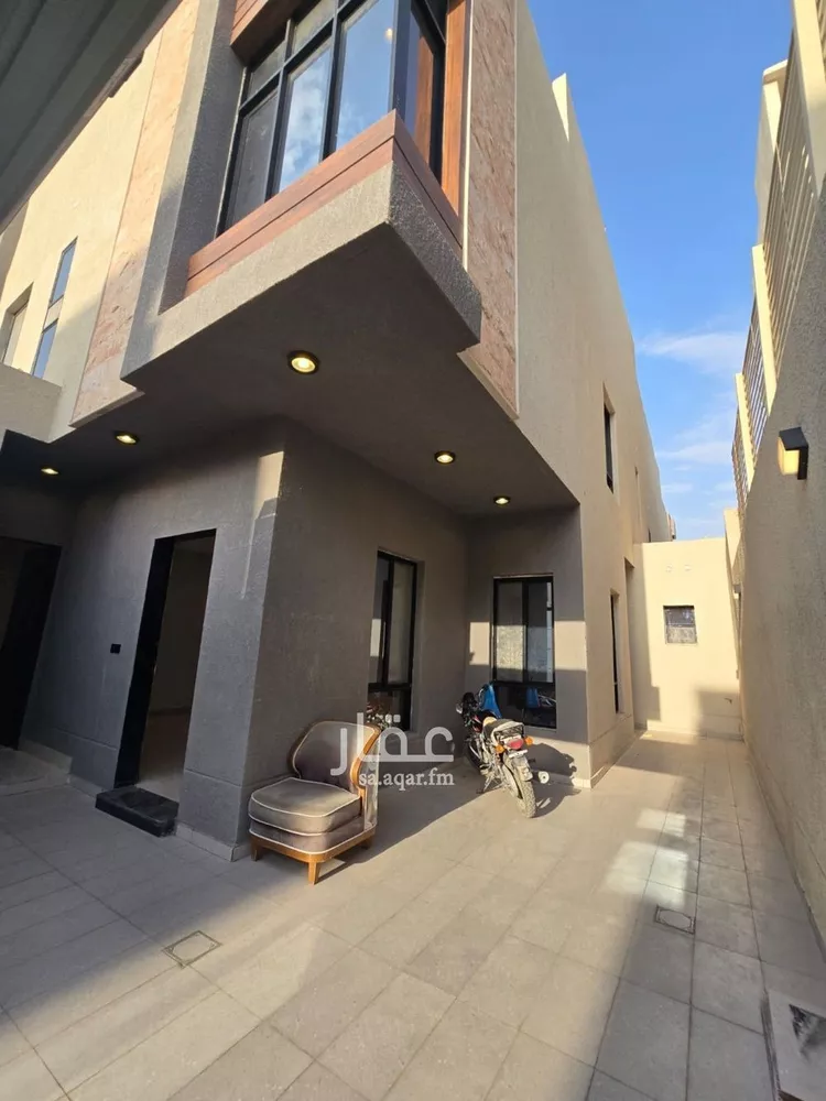 Villa for Sale in Riyadh Tuwaiq ุตูุฑุฉ 2