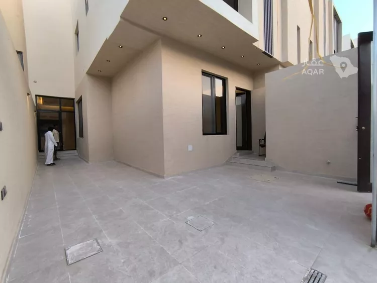 Floor for Sale in Riyadh Al Hazm 8
