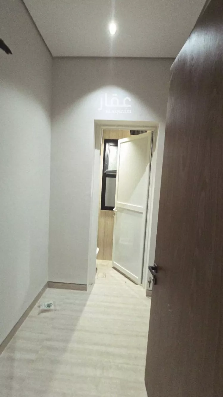 دور للبيع في شارع عبدالله المخزومي, حي السويدي الغربي, مدينة الرياض, منطقة الرياض صورة 5