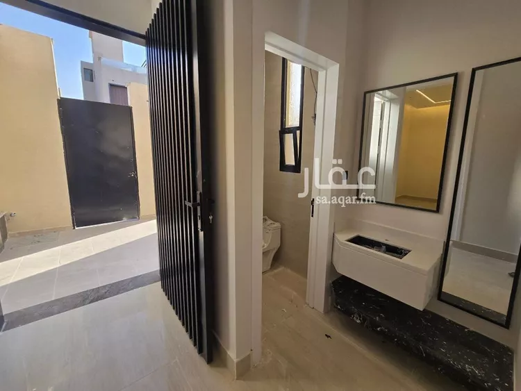 فيلا للبيع في شارع ثنيات, حي طويق, مدينة الرياض, منطقة الرياض صورة 2