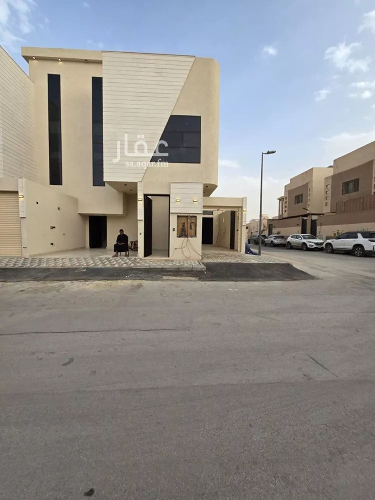 دور للبيع في شارع مسعود بن سارية, حي ظهرة البديعة, مدينة الرياض, منطقة الرياض 1 صورة