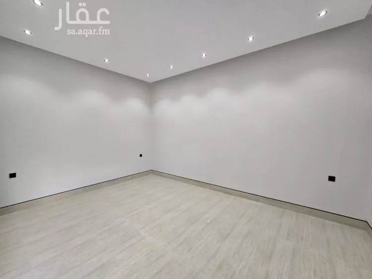 فيلا للبيع في شارع عقبة بن كعب, حي العريجاء الغربي, مدينة الرياض, منطقة الرياض 12