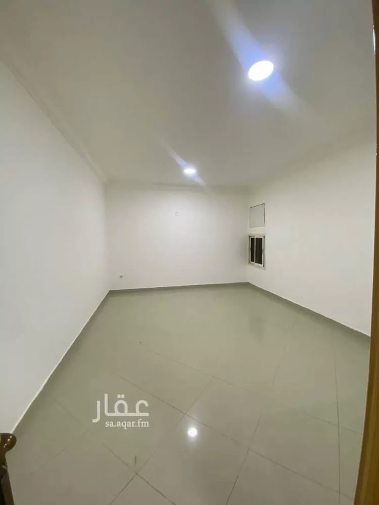 شقة للإيجار في شارع بحر العرب, حي إشبيلية, مدينة الرياض, منطقة الرياض صورة 5