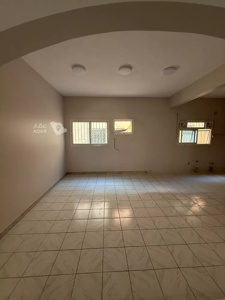 Floor for Rent in Riyadh Ishbiliyah