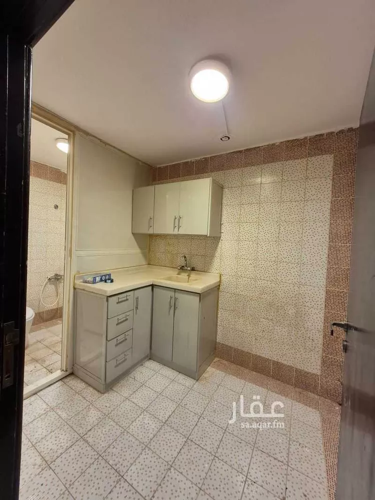 غرفة للإيجار في شارع عمرو بن سفيان, حي النزهة, مدينة الرياض, منطقة الرياض صورة 2