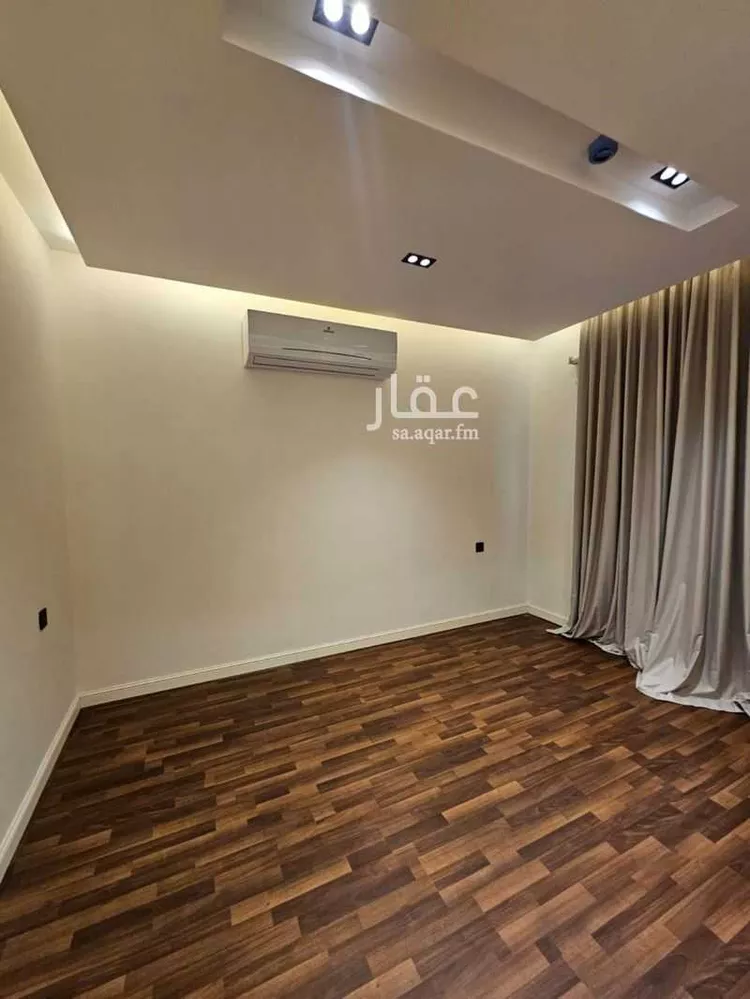 فيلا للبيع في شارع علي بن أحمد العمري, حي العارض, مدينة الرياض, منطقة الرياض 9