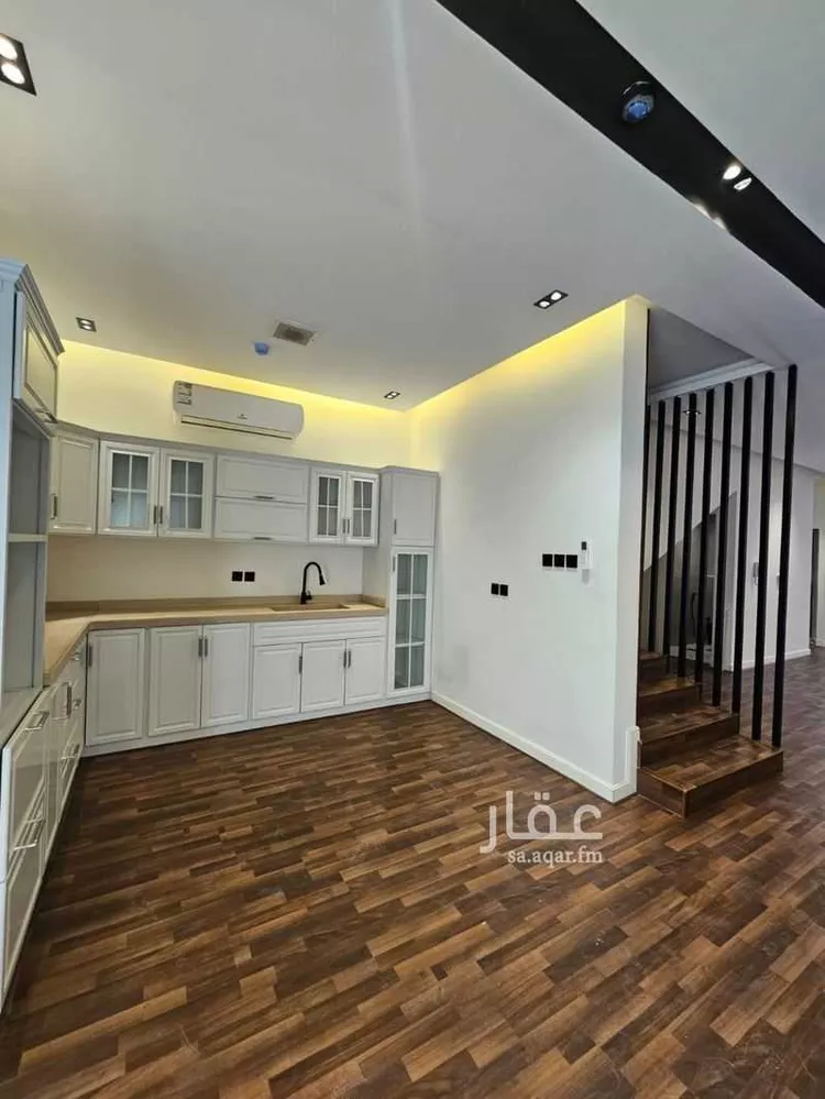 فيلا للإيجار في شارع علي بن أحمد العمري, حي العارض, مدينة الرياض, منطقة الرياض صورة 4