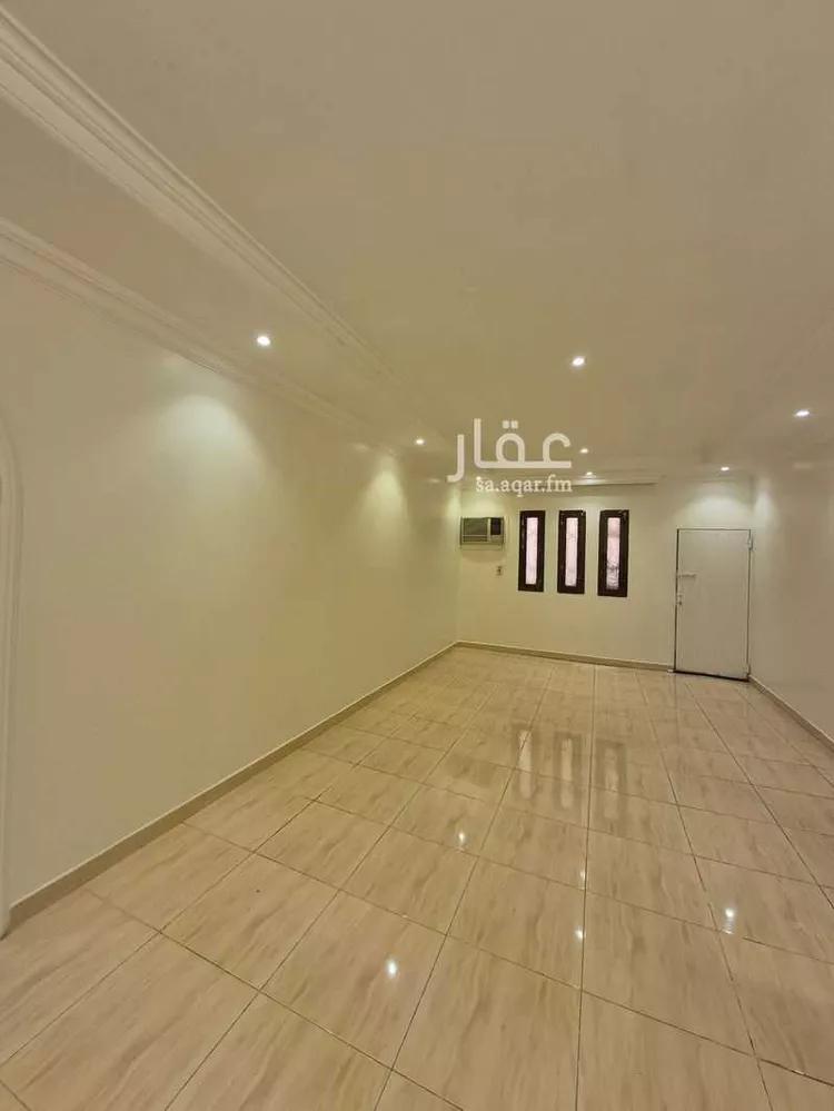 شقة للإيجار في شارع ابي بكر الصديق الفرعي, حي النزهة, مدينة الرياض, منطقة الرياض صورة 4