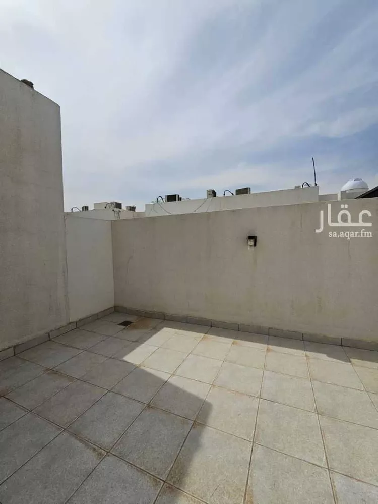 فيلا للبيع في شارع علي بن أحمد العمري, حي العارض, مدينة الرياض, منطقة الرياض 11