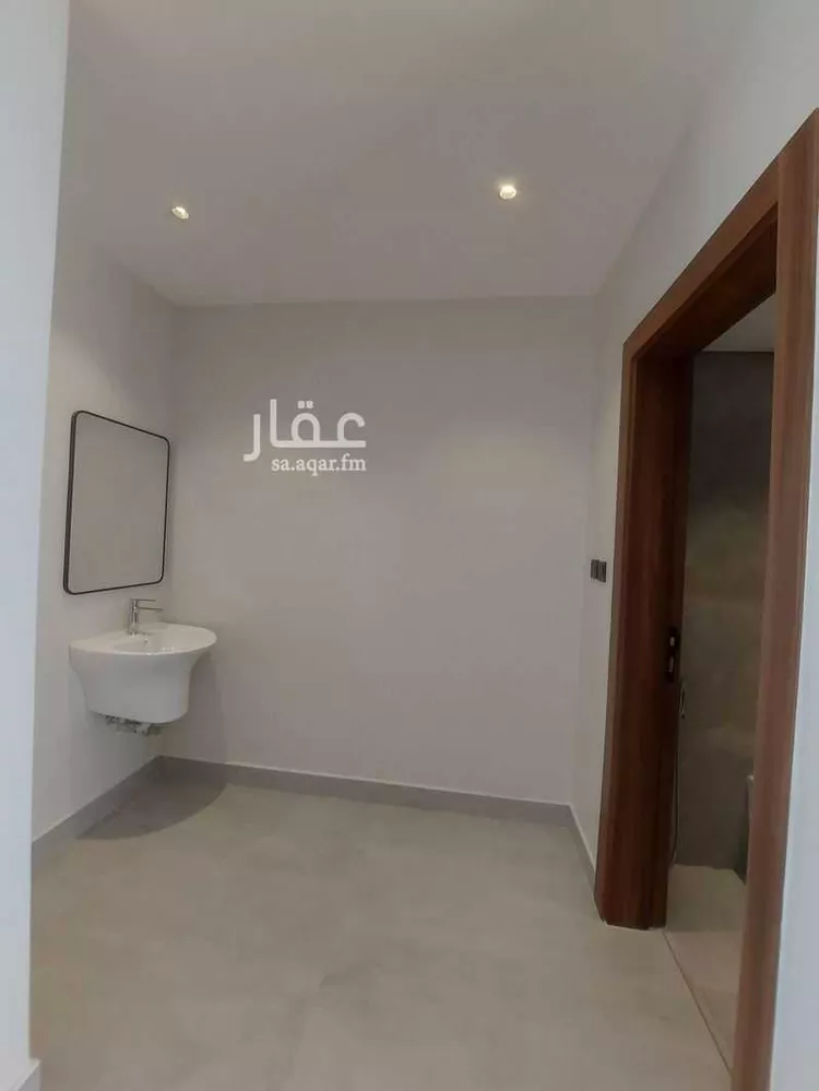 Villa for Rent in Riyadh Al Arid 9