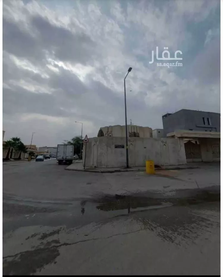 فيلا للبيع في شارع صالح الشيباني, حي النزهة, مدينة الرياض, منطقة الرياض صورة 2