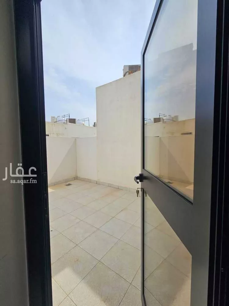 فيلا للبيع في شارع علي بن أحمد العمري, حي العارض, مدينة الرياض, منطقة الرياض 8