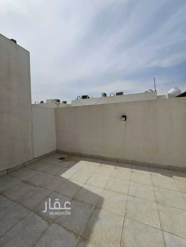فيلا للإيجار في شارع علي بن أحمد العمري, حي العارض, مدينة الرياض, منطقة الرياض صورة 4
