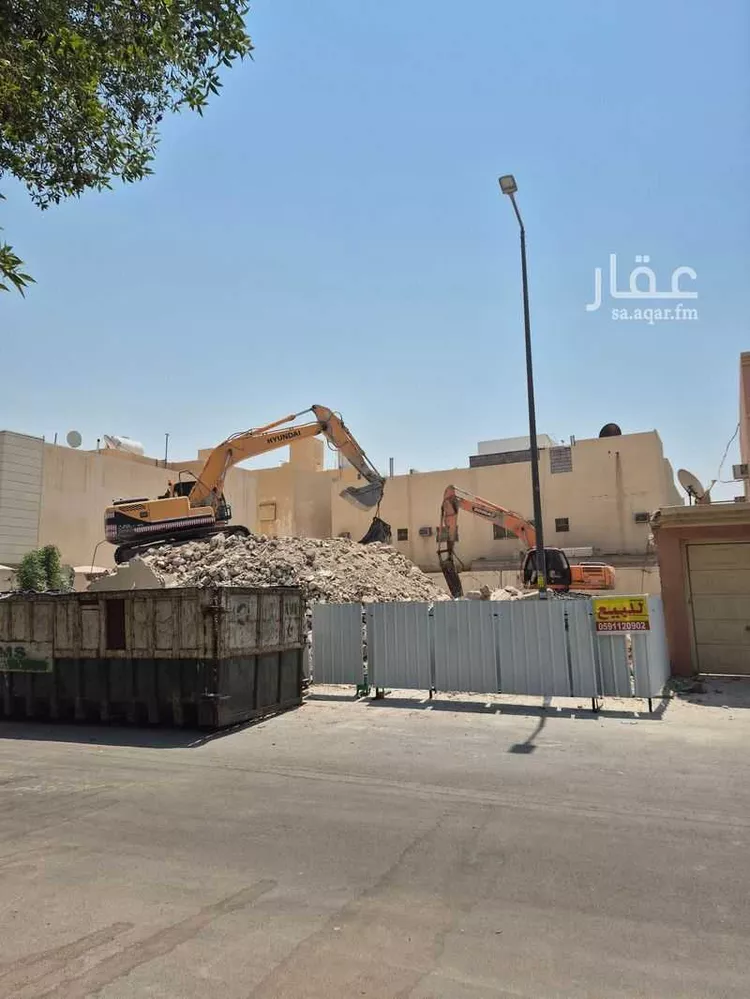 فيلا للبيع في شارع محمد بن اللباد, حي مغرزات, مدينة الرياض, منطقة الرياض