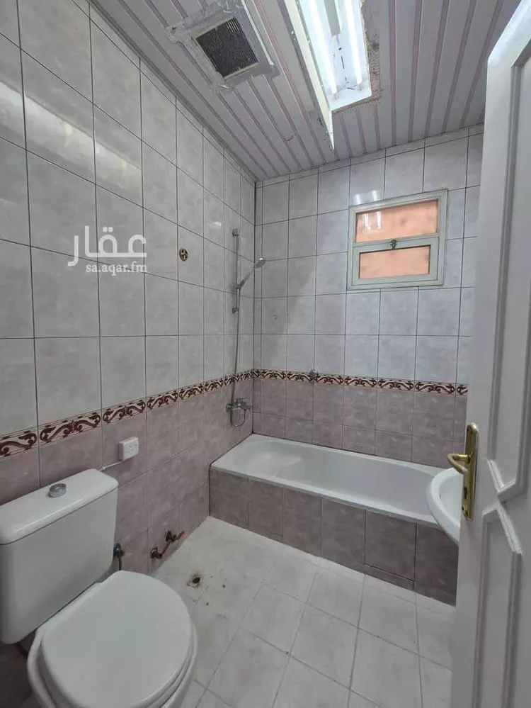 دور للإيجار في شارع مسلمة الأنصاري, حي الإزدهار, مدينة الرياض, منطقة الرياض صورة 3