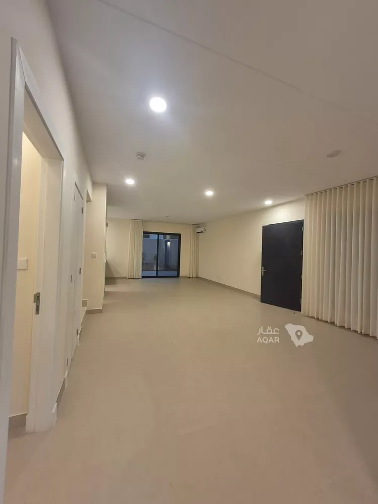 فيلا للإيجار في شارع رقم 2086, حي سدرة, مدينة الرياض, منطقة الرياض