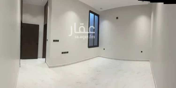 Floor for Sale in Riyadh Al Janadriyah 16